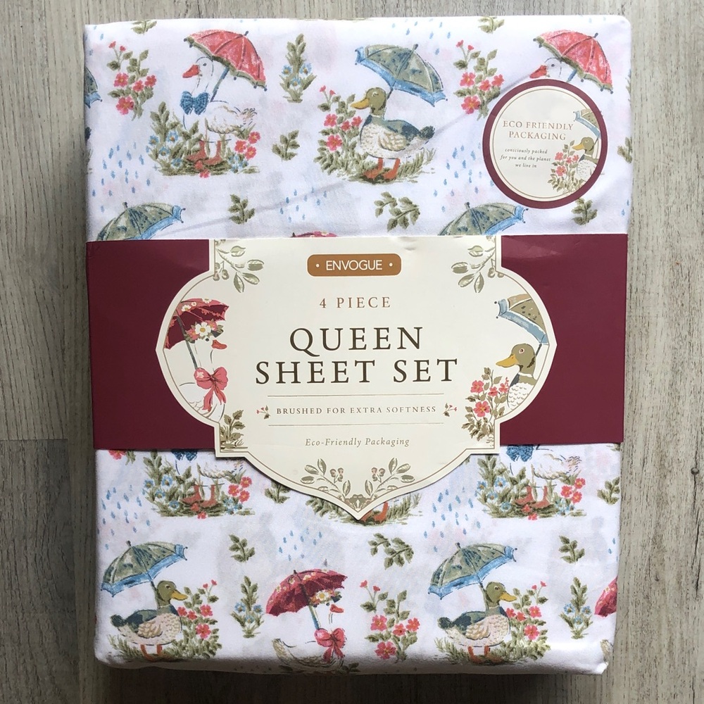Envogue Queen white Sheet Set - with Umbrella Duck Print and floral
